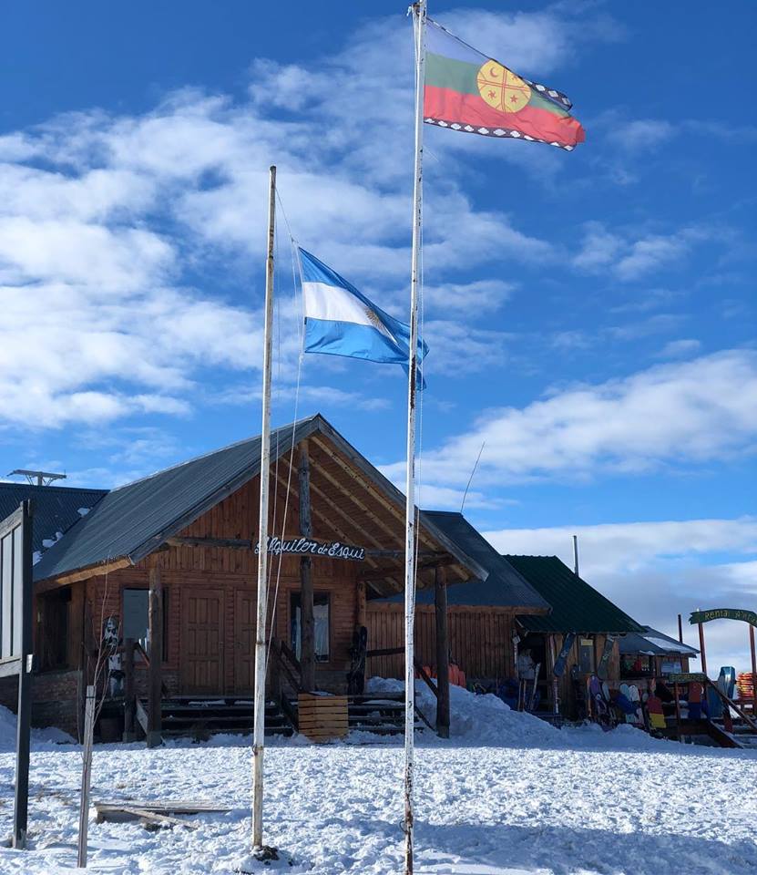 Lugares de Nieve en Neuquén: Batea Mahuida en Villa Pehuenia