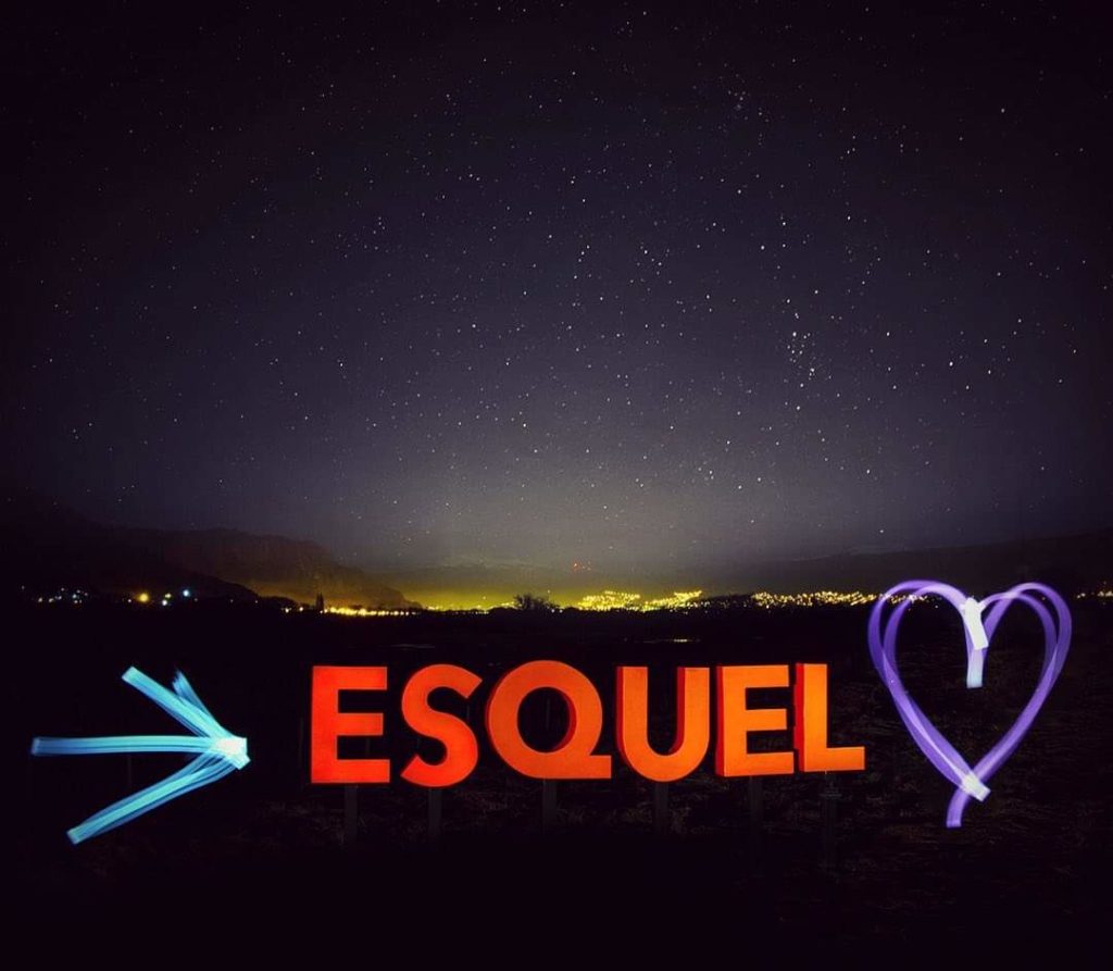 Nuevo cartel de ingreso a Esquel