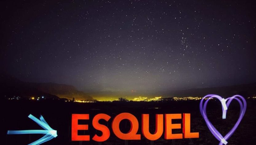 Nuevo cartel de ingreso a Esquel