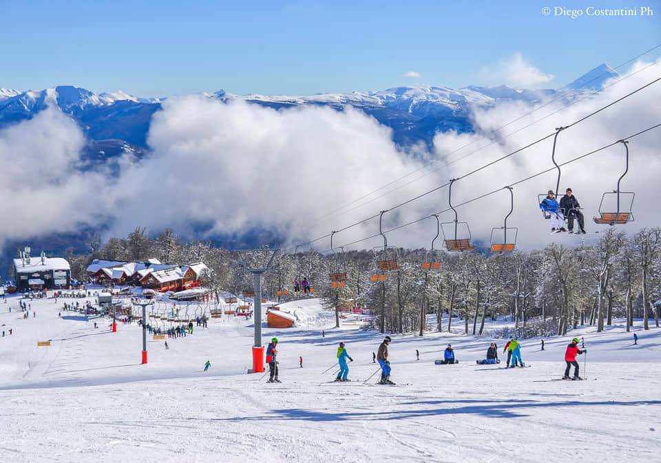 Invierno en centro de esquí de San Martín de los Andes, Neuquén