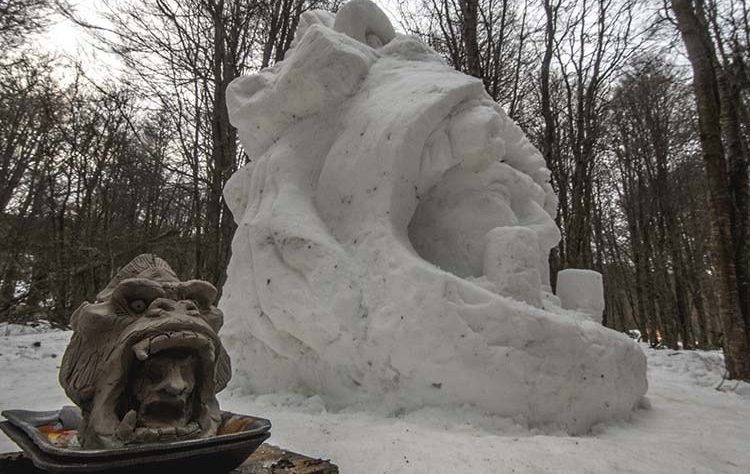 escultura en nieve FENU 2018