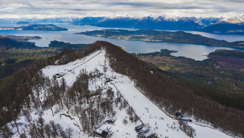 Mes de agosto con nieve en el Cerro Bayo de Villa La Angostura