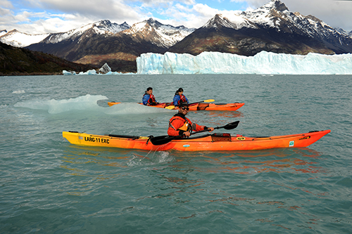 kayak en el Glaciar Perito Moreno