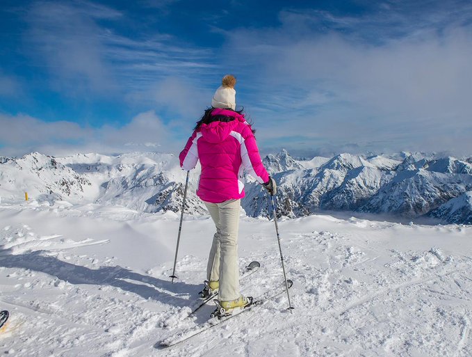 Esquiadora en septiembre en Bariloche