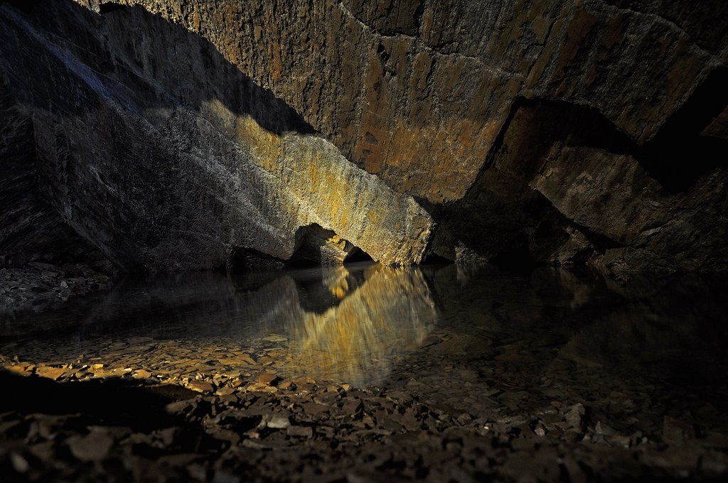 Cavernas del Viejo Volcán en Cerro Leones