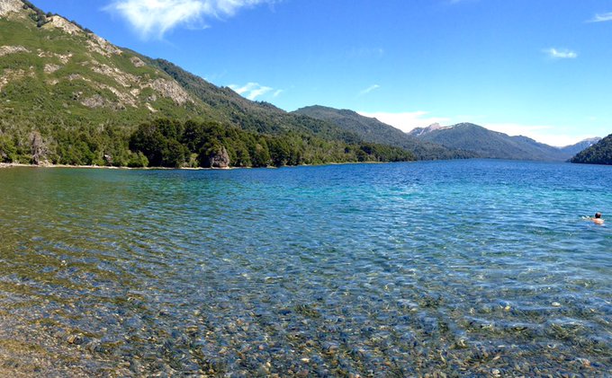 Lago Hermoso en la Ruta de los 7 Lagos