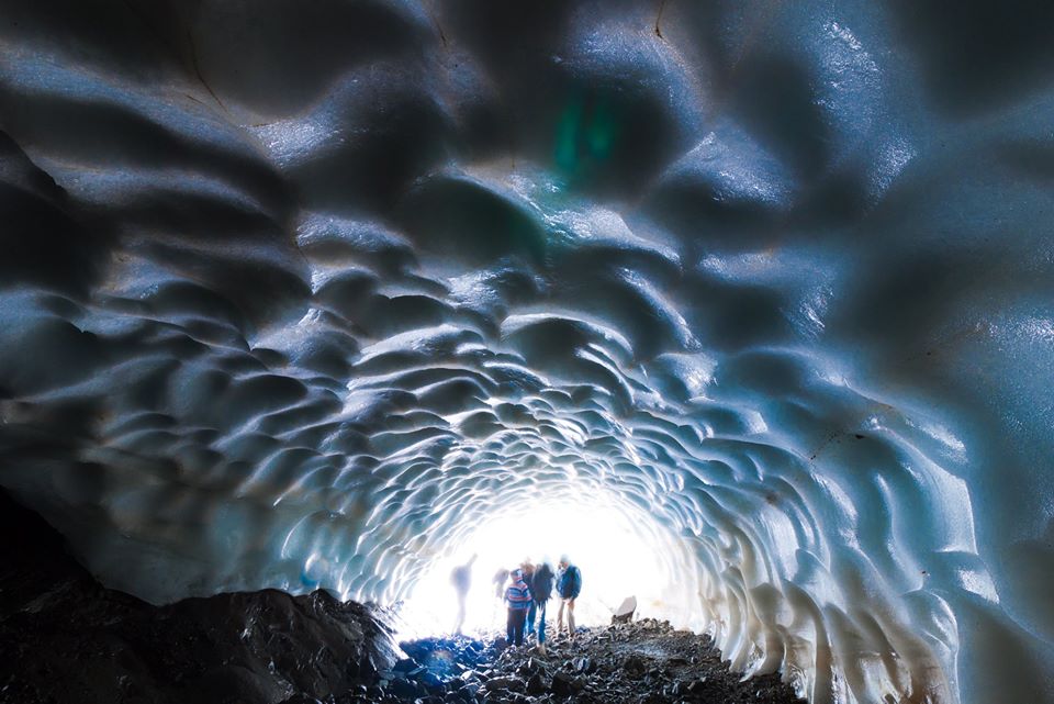 Túnel de hielo desde adentro.