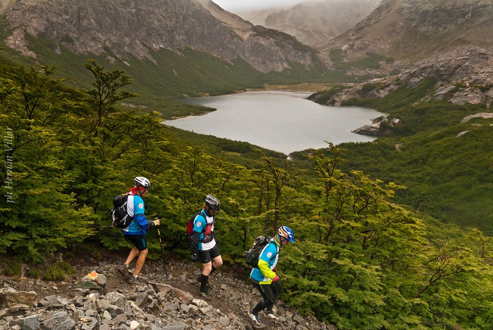 Competidores de la última edición de 4 refugio en Bariloche.