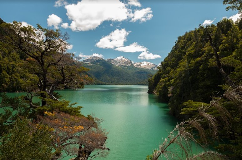 Parque Nacional Los Alerces,Trevelin, puerta de entrada.