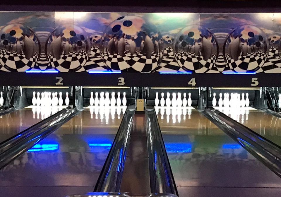 Pista de bowling, una alternativa para disfrutar con mal clima en Bariloche.