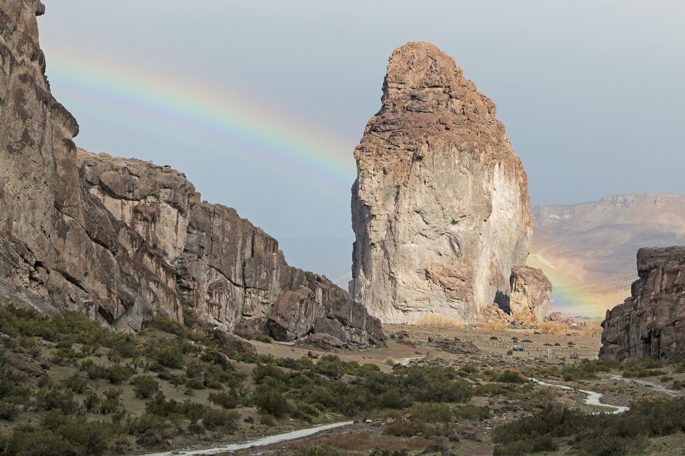 Piedra Parada, en Chubut arcoíris.