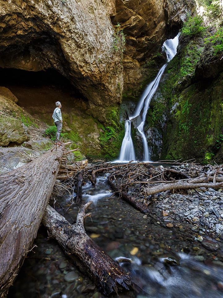 Senderos de dificultad baja en el Parque Nacional Los Alerces: Cascada Irigoyen