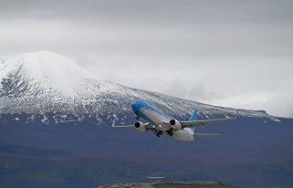 Cómo llegar a Tierra del Fuego: Opciones en avión, por tierra o por mar